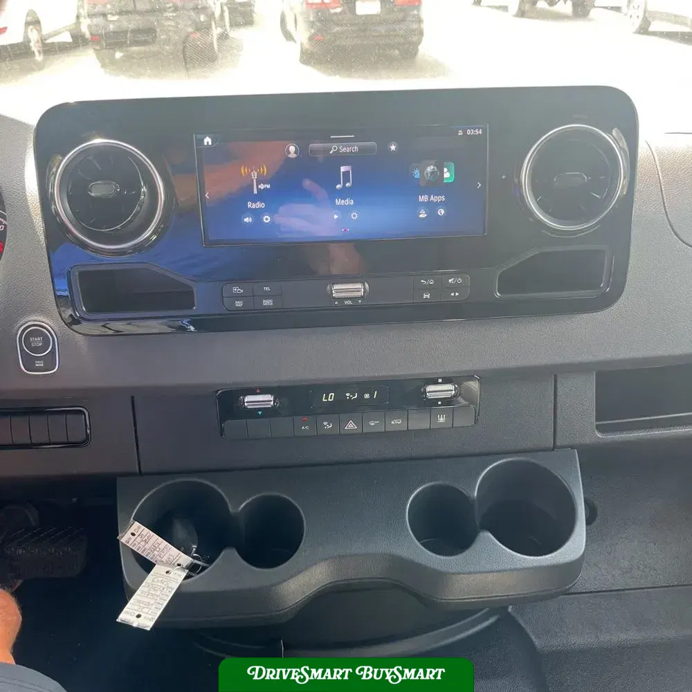2024 Mercedes-Benz eSprinter 2500