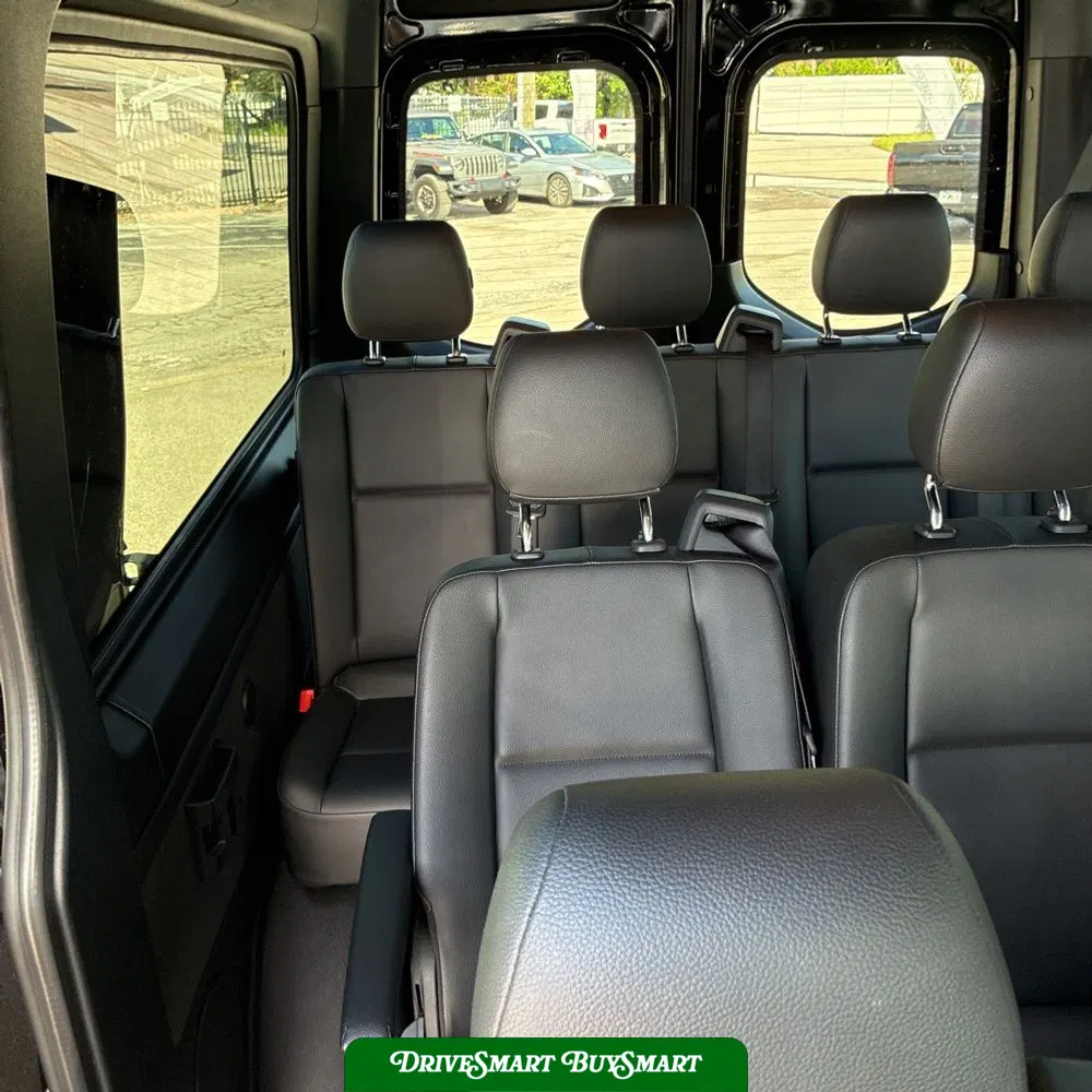 2024 Mercedes-Benz Sprinter 2500