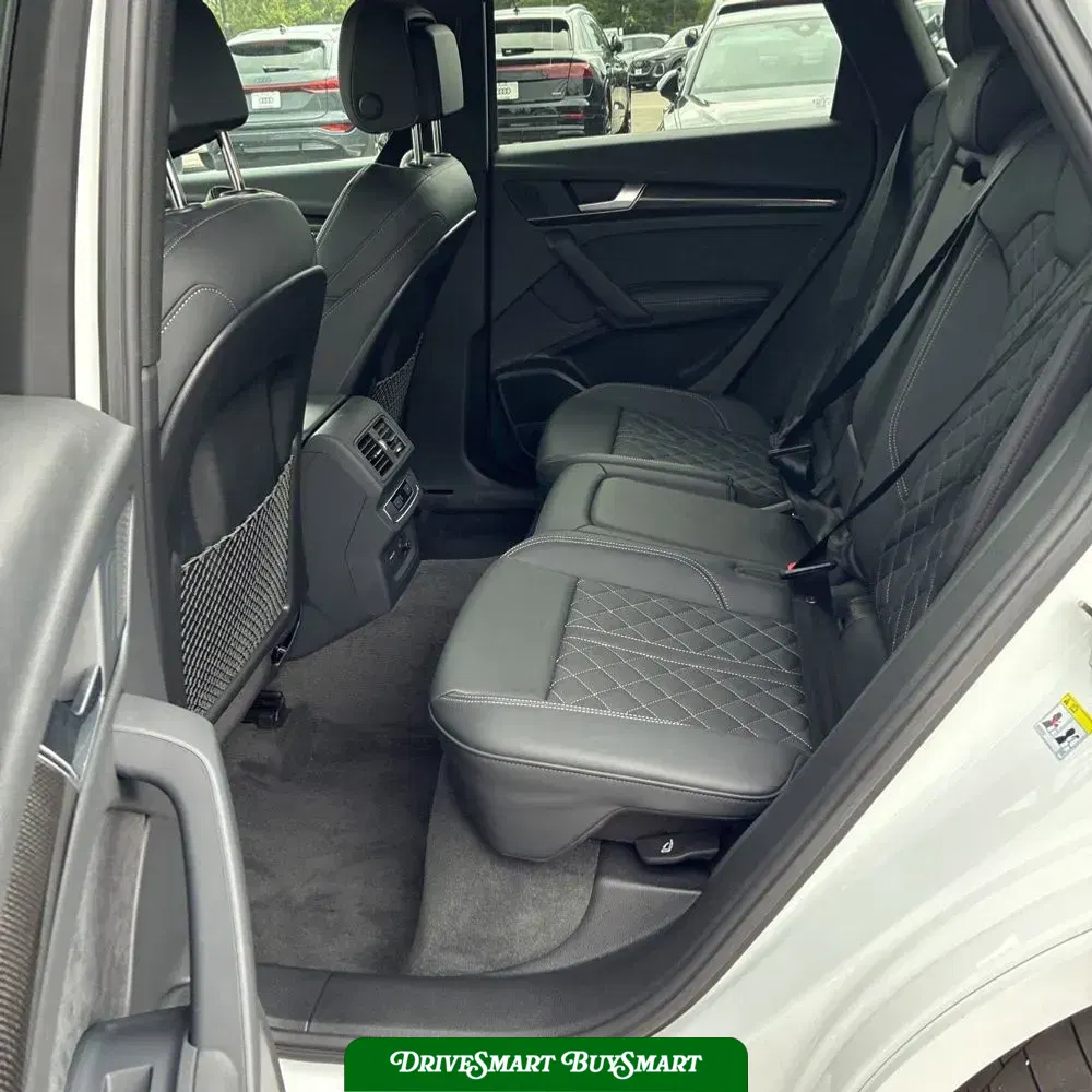 2024 Audi SQ5 Premium Plus