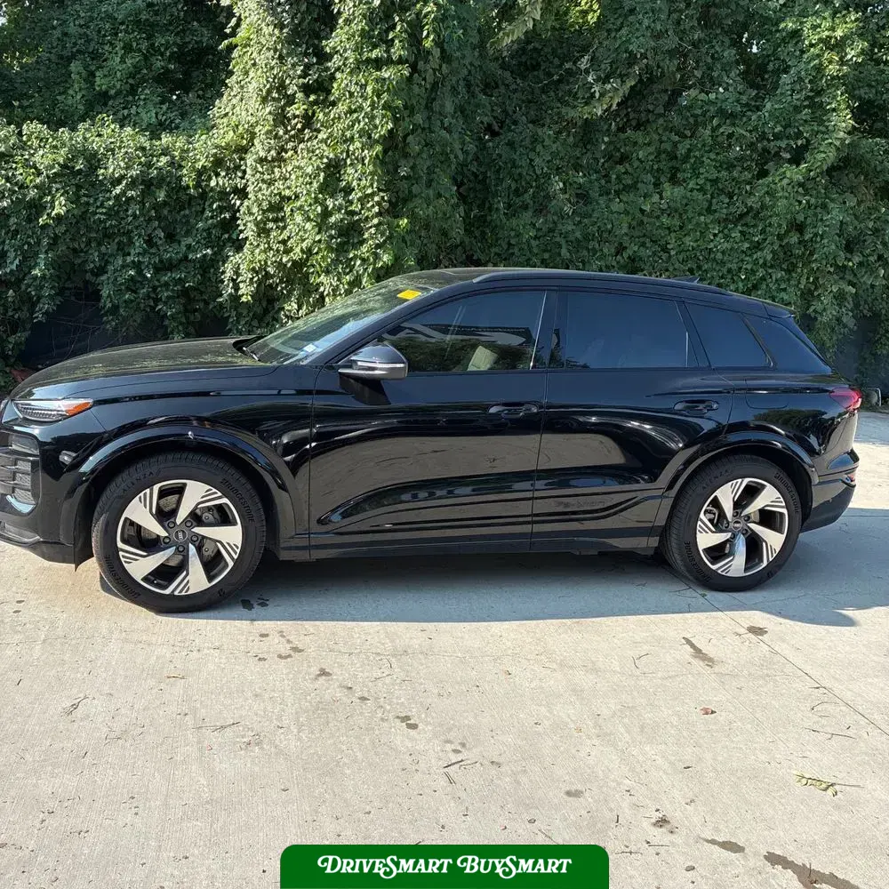 2025 Audi Q6 e-tron Prestige
