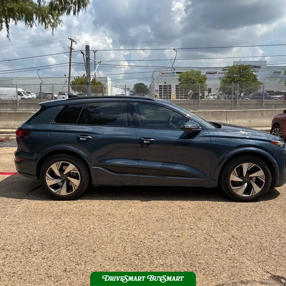 2025 Audi Q6 e-tron Prestige