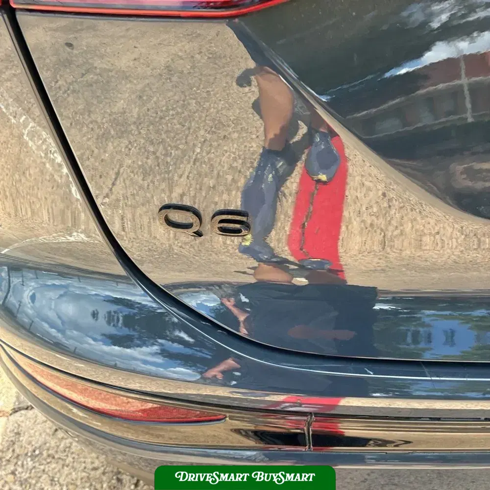 2025 Audi Q6 e-tron Prestige