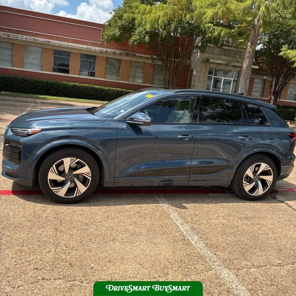 2025 Audi Q6 e-tron Prestige