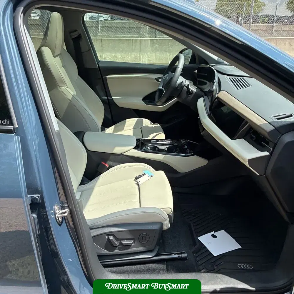 2025 Audi Q6 e-tron Prestige