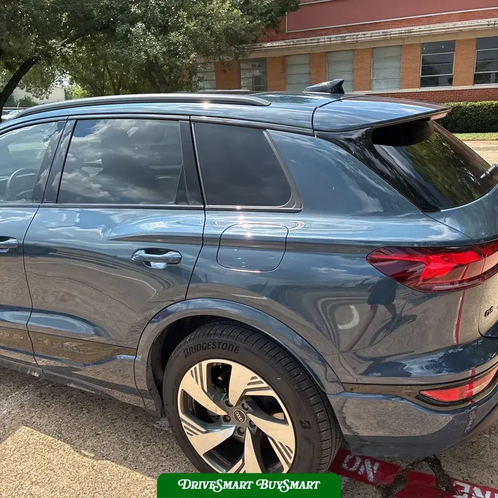 2025 Audi Q6 e-tron Prestige
