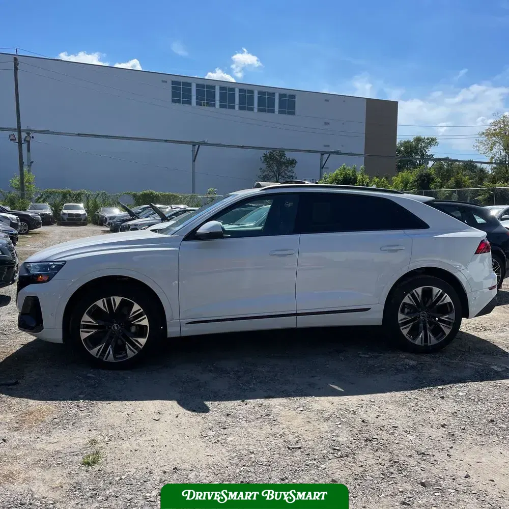 2025 Audi Q8 Premium 55