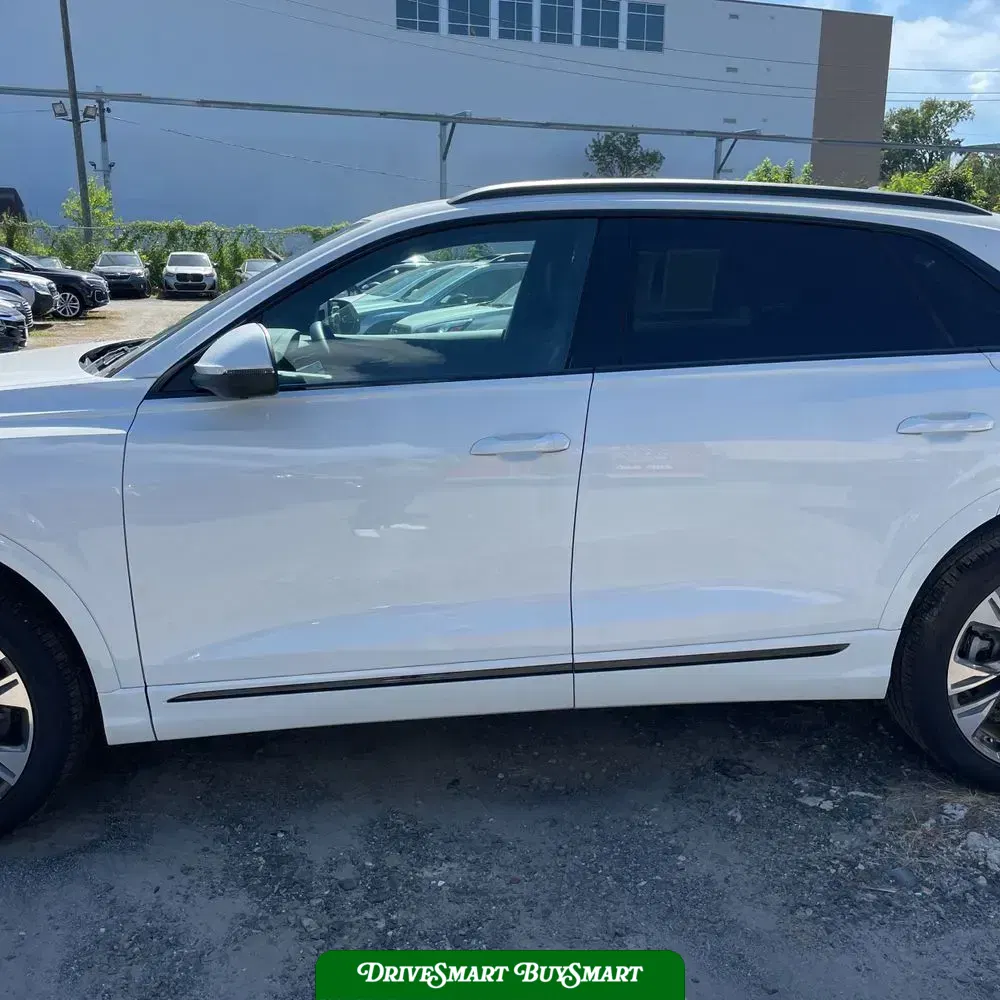 2025 Audi Q8 Premium 55