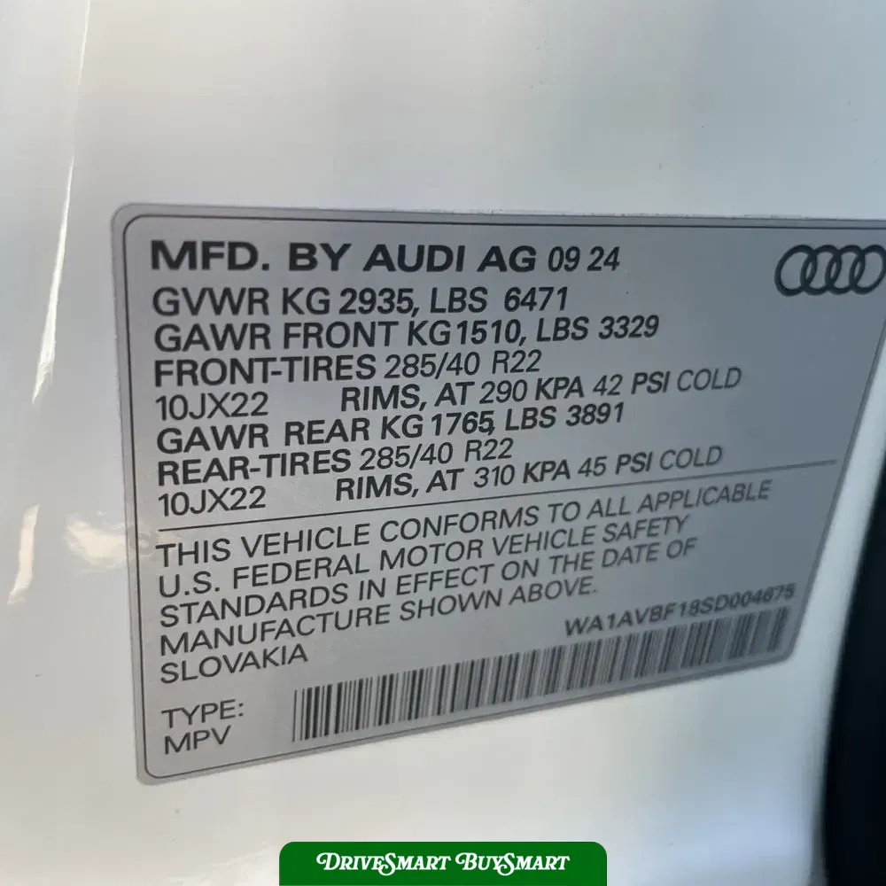 2025 Audi Q8 Premium 55