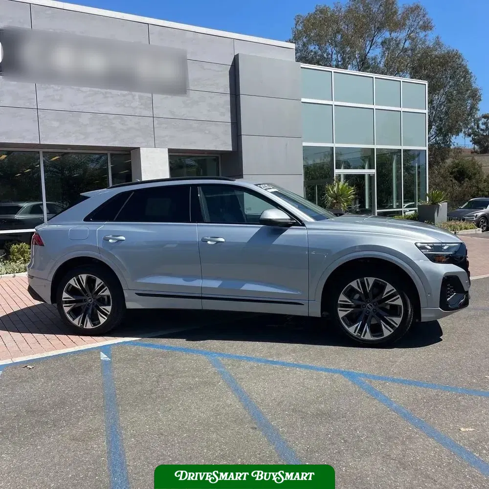 2025 Audi Q8 Premium 55