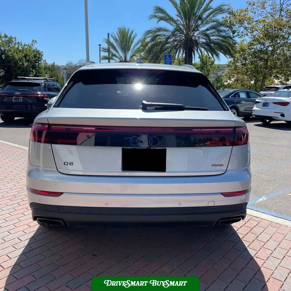 2025 Audi Q8 Premium 55