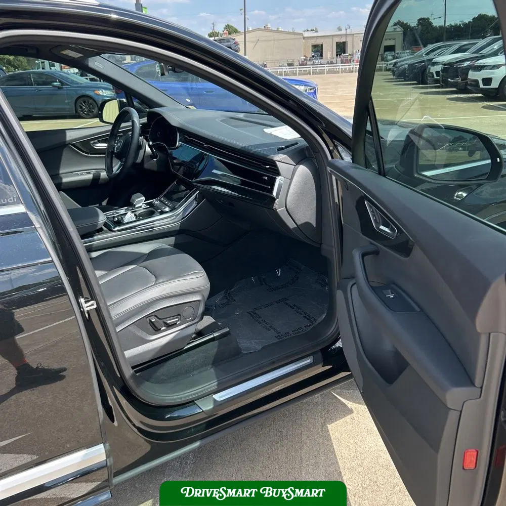 2025 Audi Q7 Premium 55