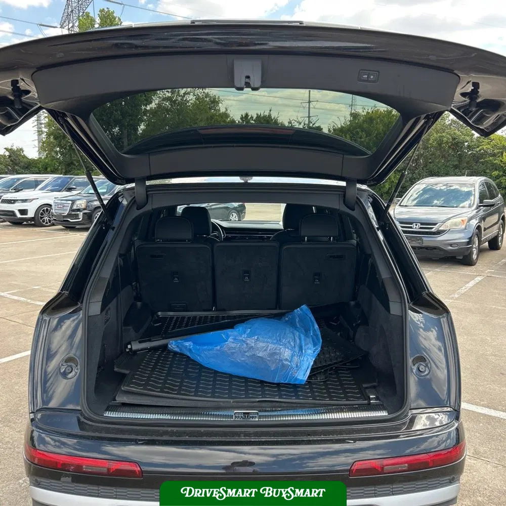 2025 Audi Q7 Premium 55
