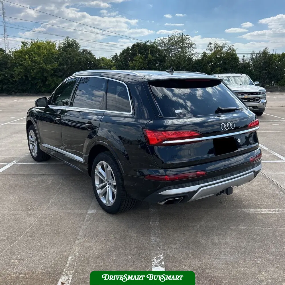 2025 Audi Q7 Premium 55