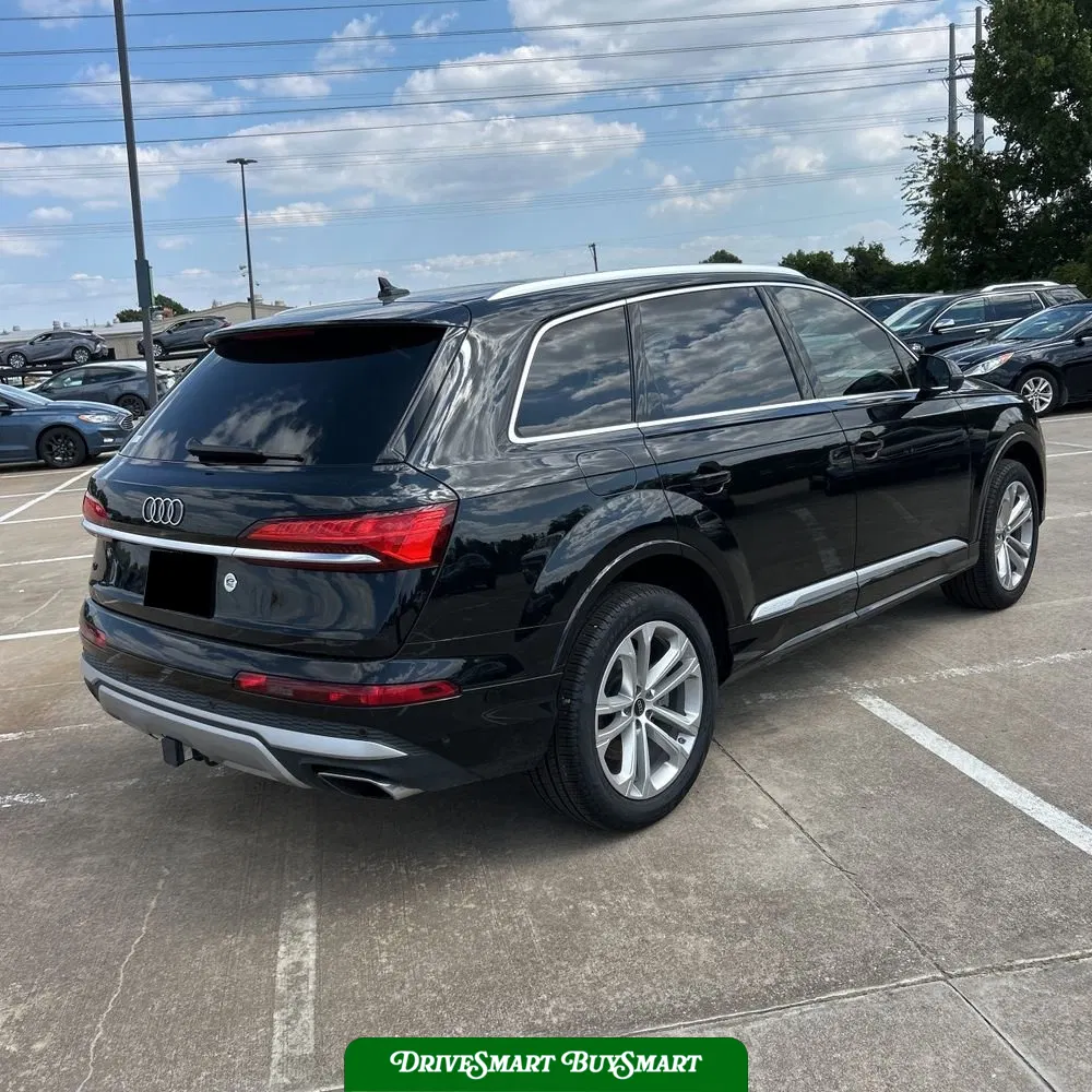 2025 Audi Q7 Premium 55