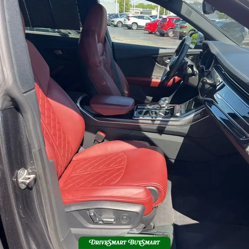 2022 Audi SQ8 Premium Plus