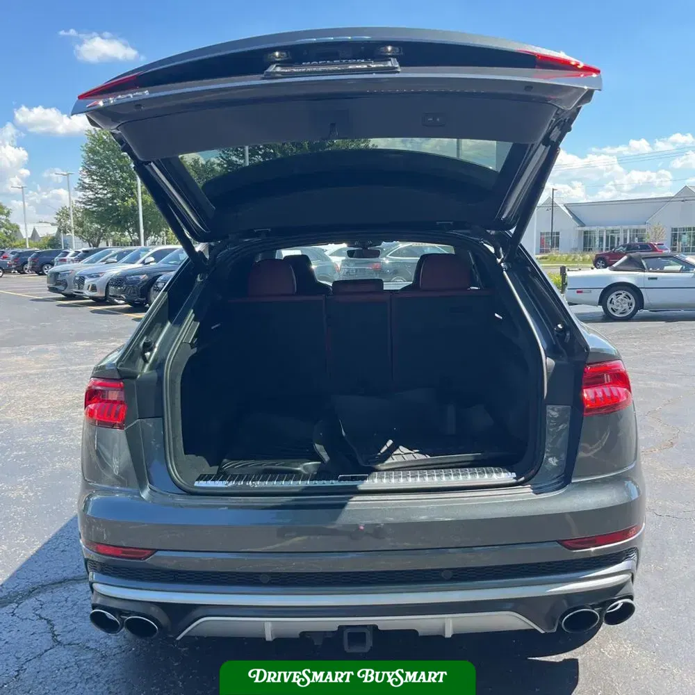 2022 Audi SQ8 Premium Plus
