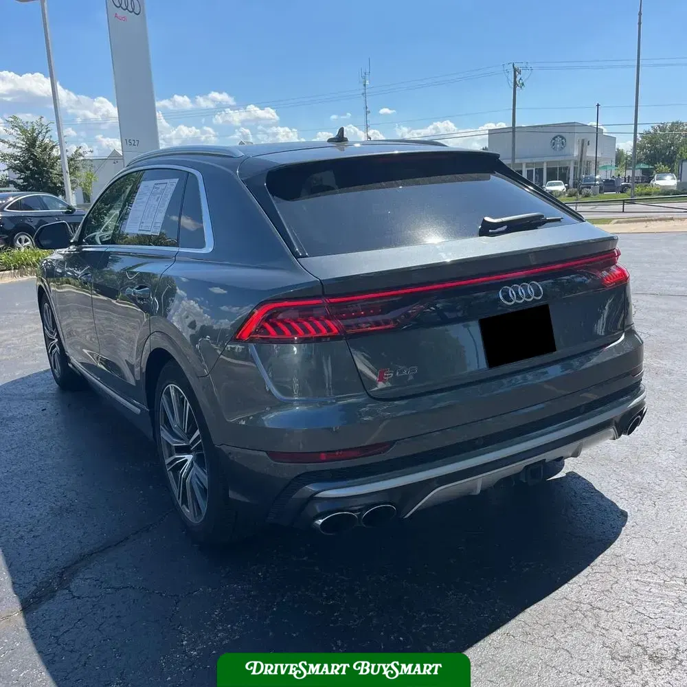 2022 Audi SQ8 Premium Plus