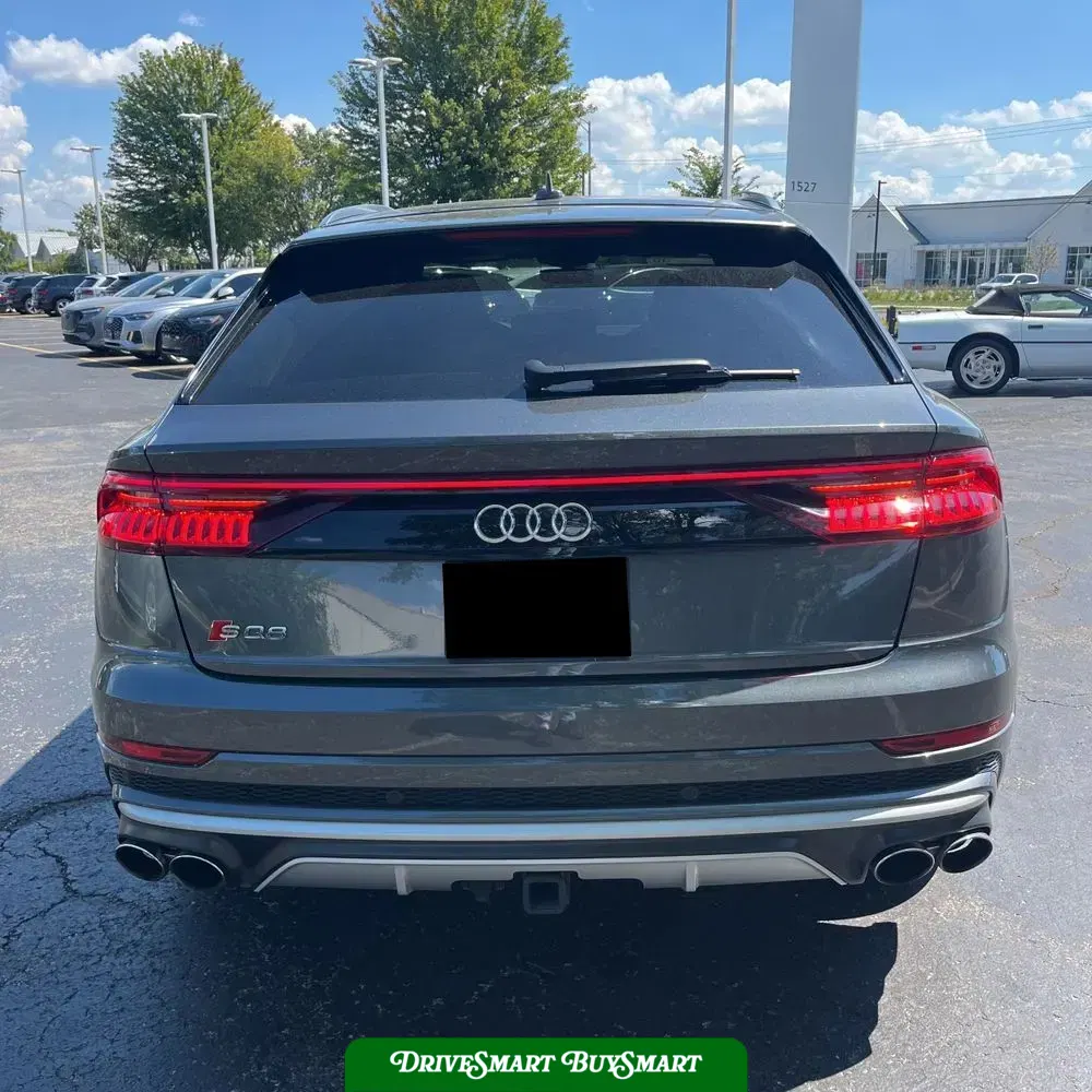 2022 Audi SQ8 Premium Plus