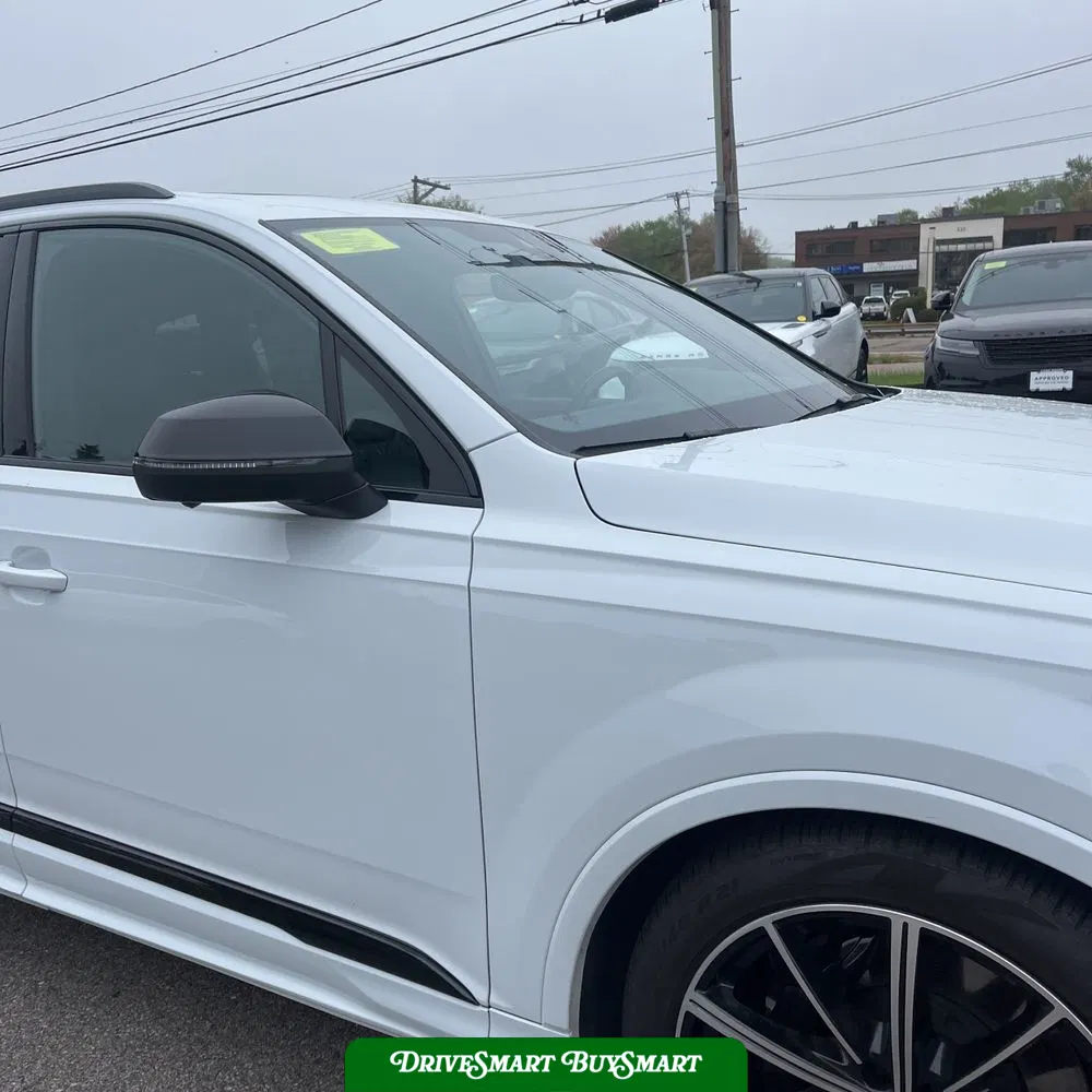 2023 Audi SQ7 Premium Plus