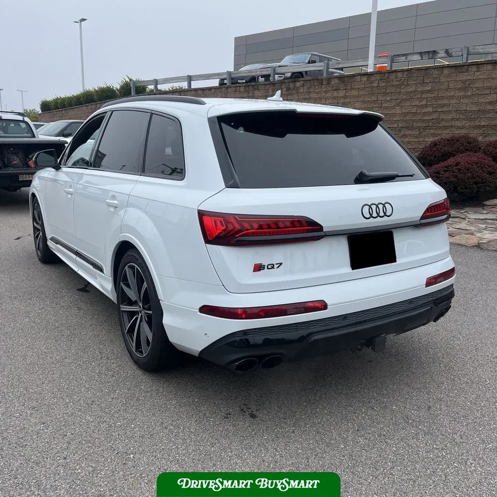 2023 Audi SQ7 Premium Plus