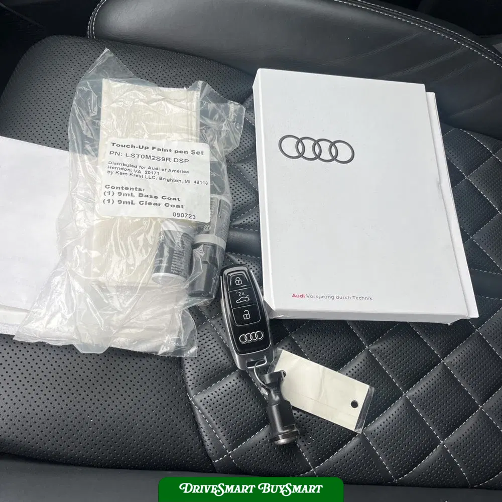 2023 Audi SQ7 Premium Plus