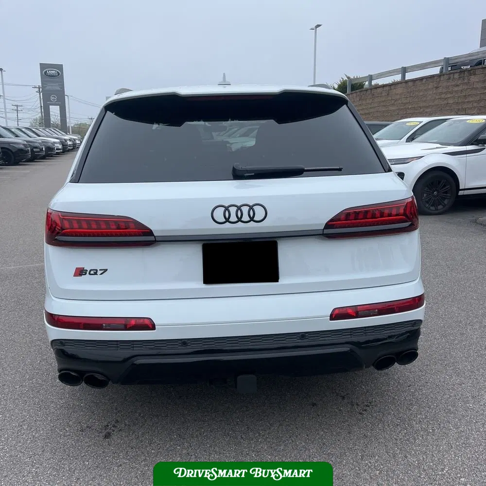 2023 Audi SQ7 Premium Plus