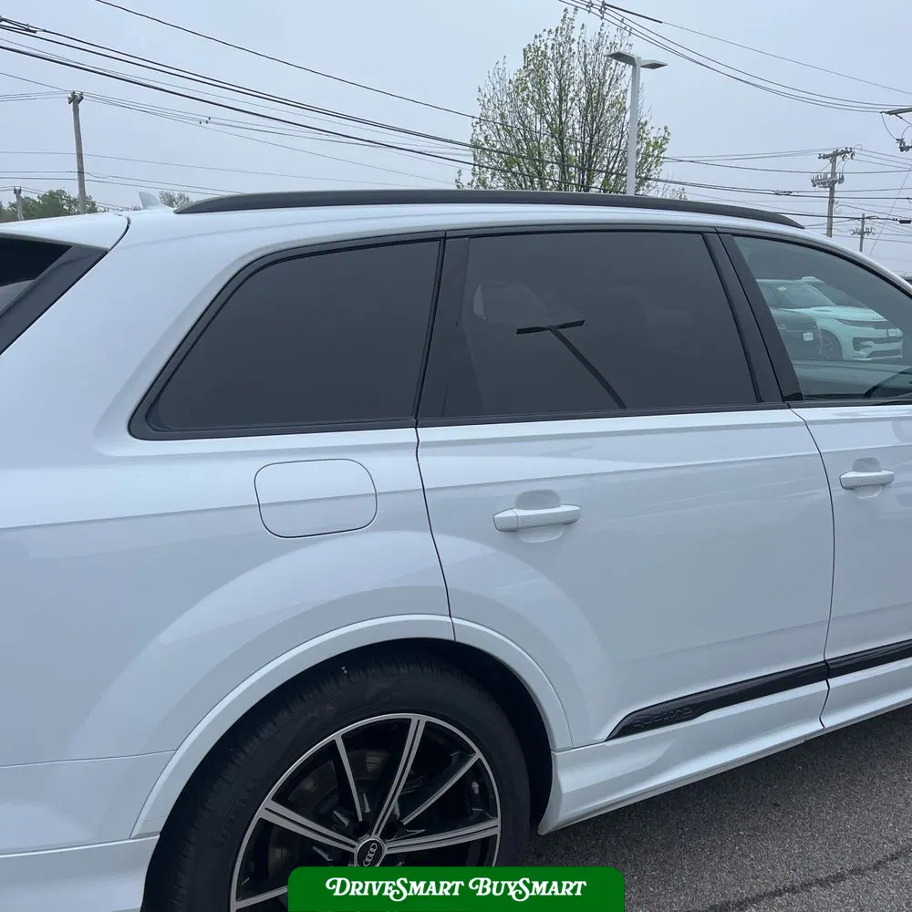 2023 Audi SQ7 Premium Plus