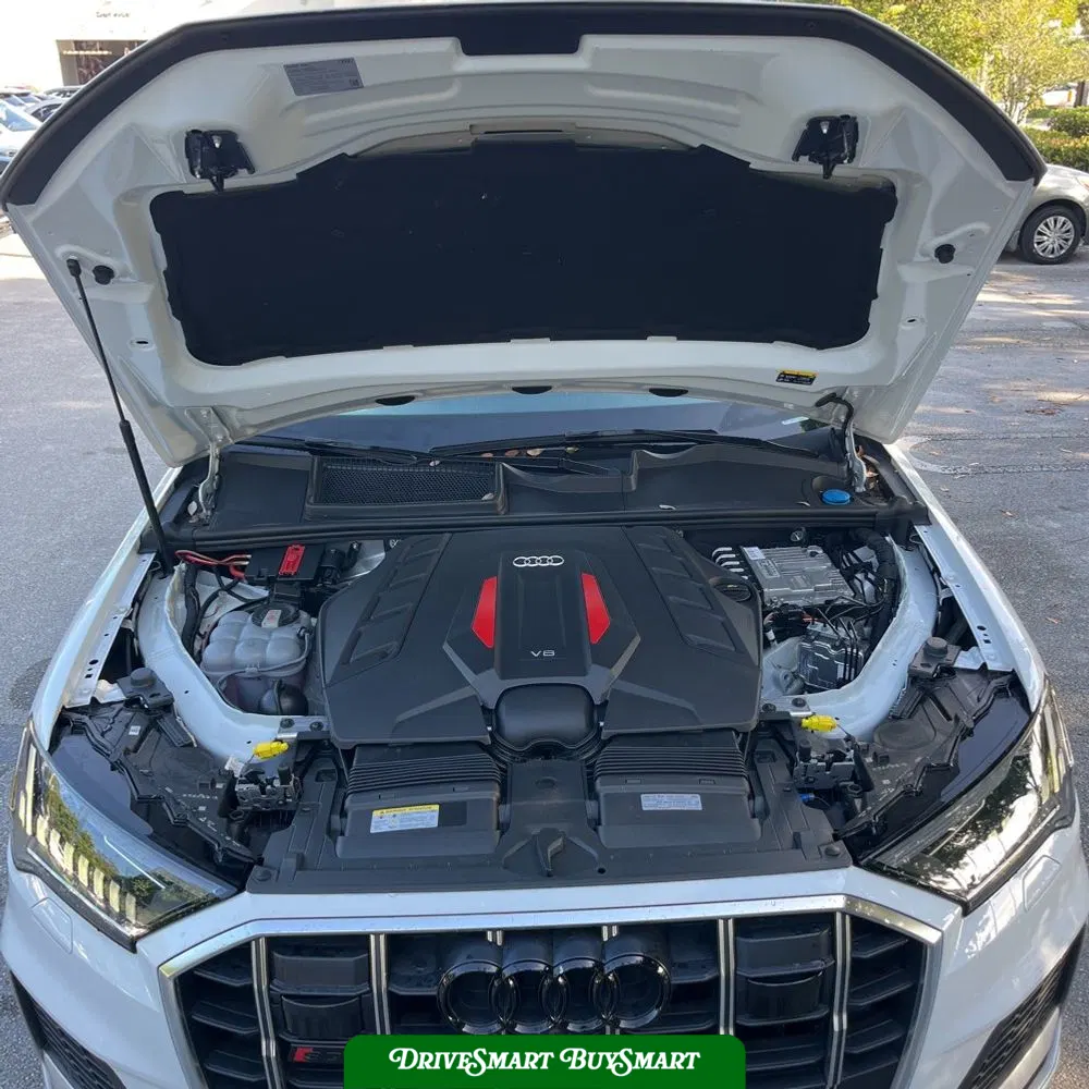 2023 Audi SQ7 Premium Plus