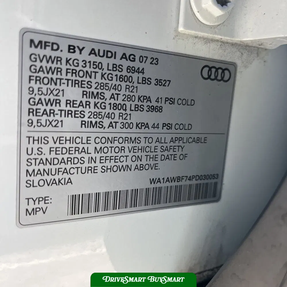 2023 Audi SQ7 Premium Plus