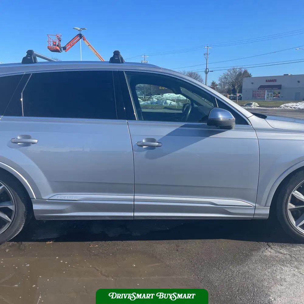 2022 Audi SQ7 Premium Plus