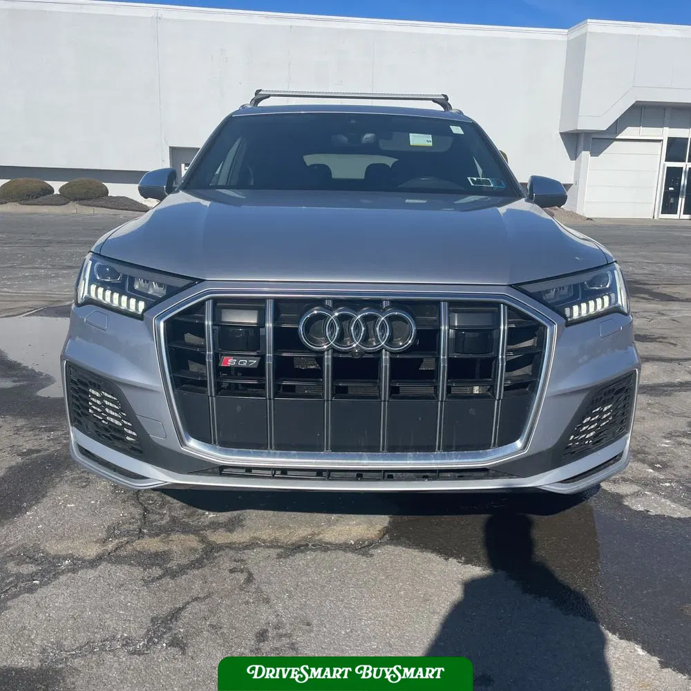 2022 Audi SQ7 Premium Plus