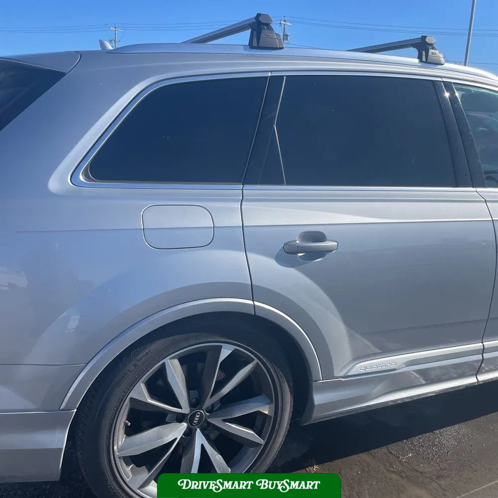 2022 Audi SQ7 Premium Plus