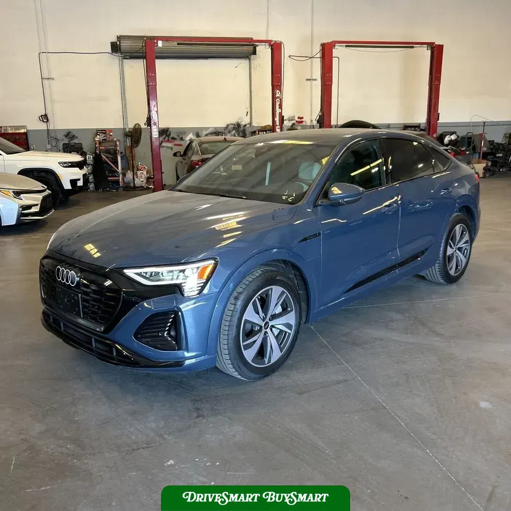 2024 Audi Q8 e-tron S-Line Prem