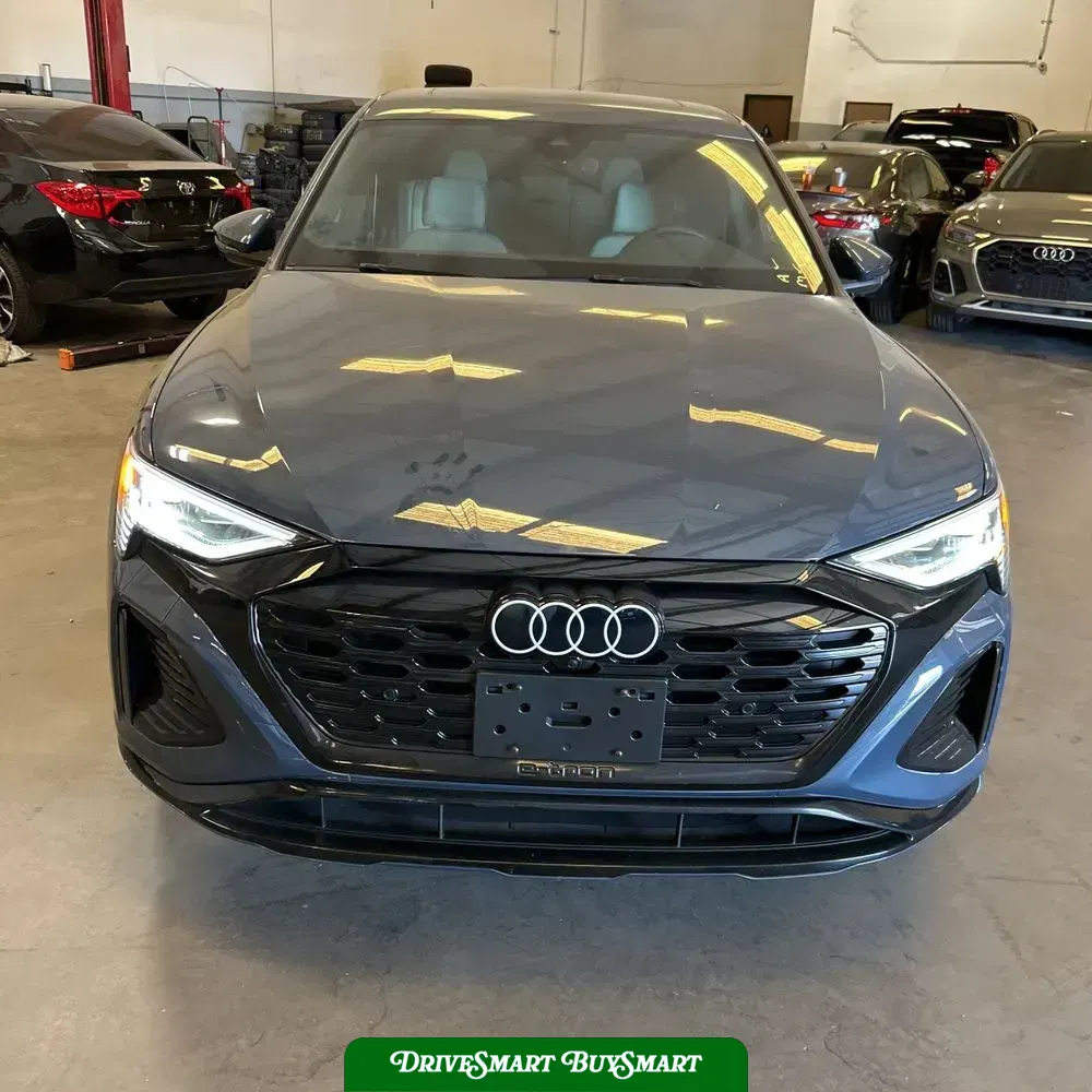 2024 Audi Q8 e-tron S-Line Prem