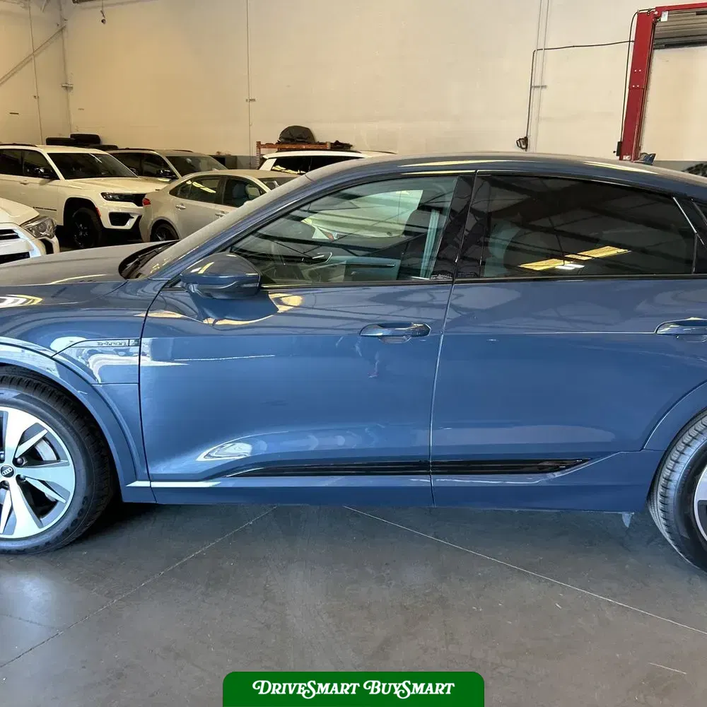 2024 Audi Q8 e-tron S-Line Prem