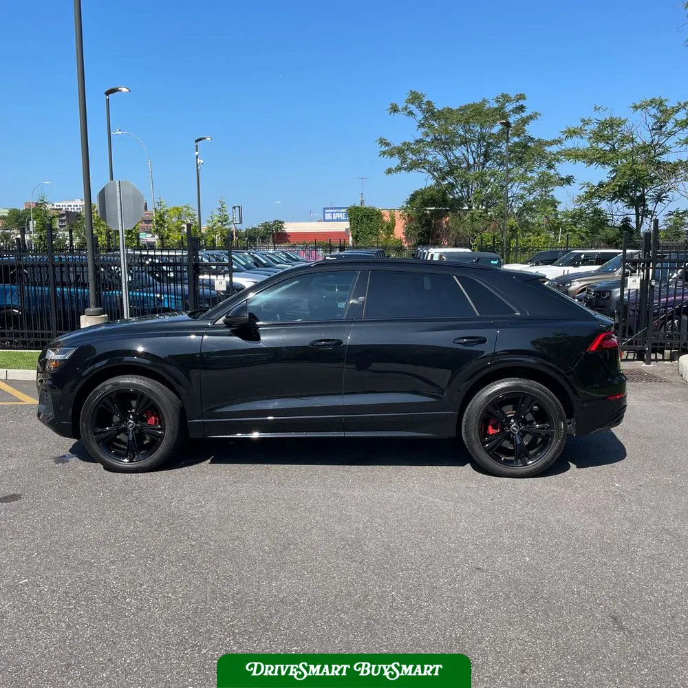 2023 Audi Q8 Premium Plus 55 TFSI