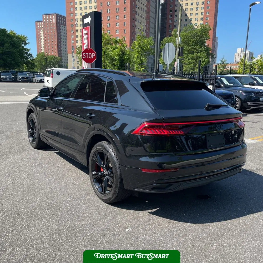 2023 Audi Q8 Premium Plus 55 TFSI