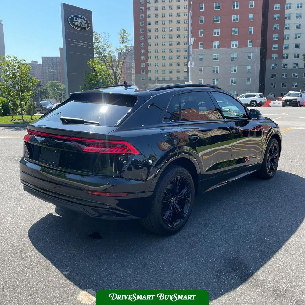 2023 Audi Q8 Premium Plus 55 TFSI