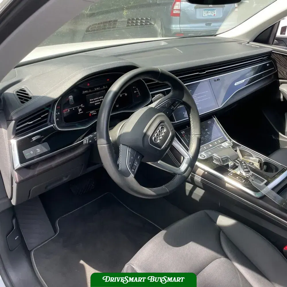 2023 Audi Q8 Premium Plus 55 TFSI