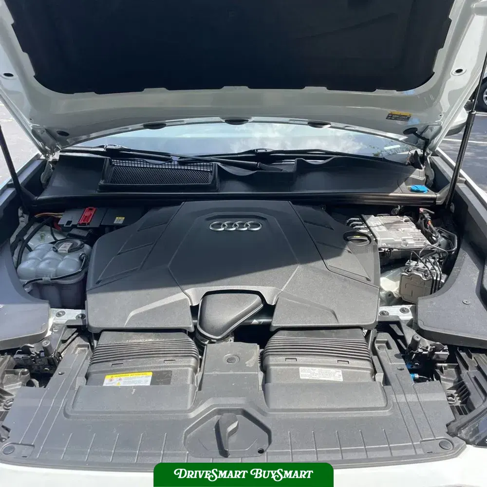 2023 Audi Q8 Premium Plus 55 TFSI