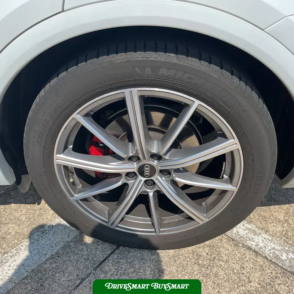 2024 Audi SQ5 Prestige