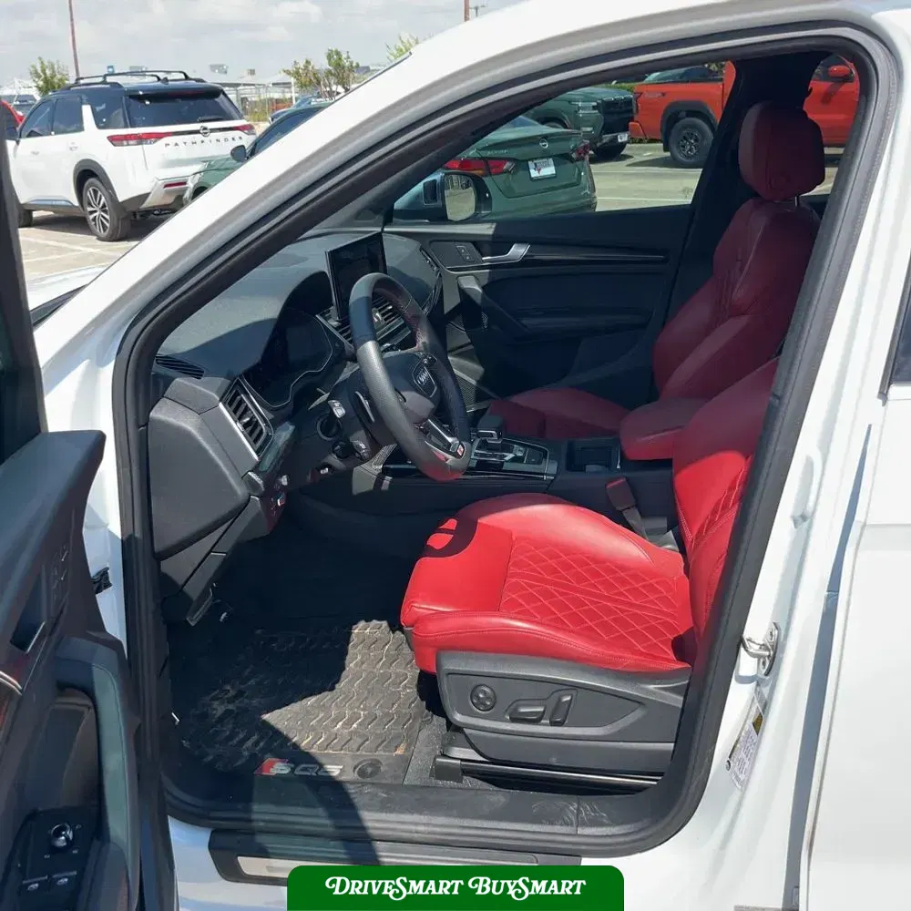 2024 Audi SQ5 Prestige
