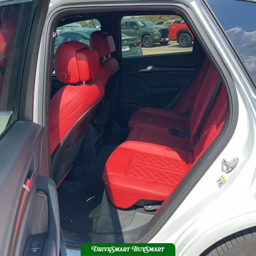 2024 Audi SQ5 Prestige