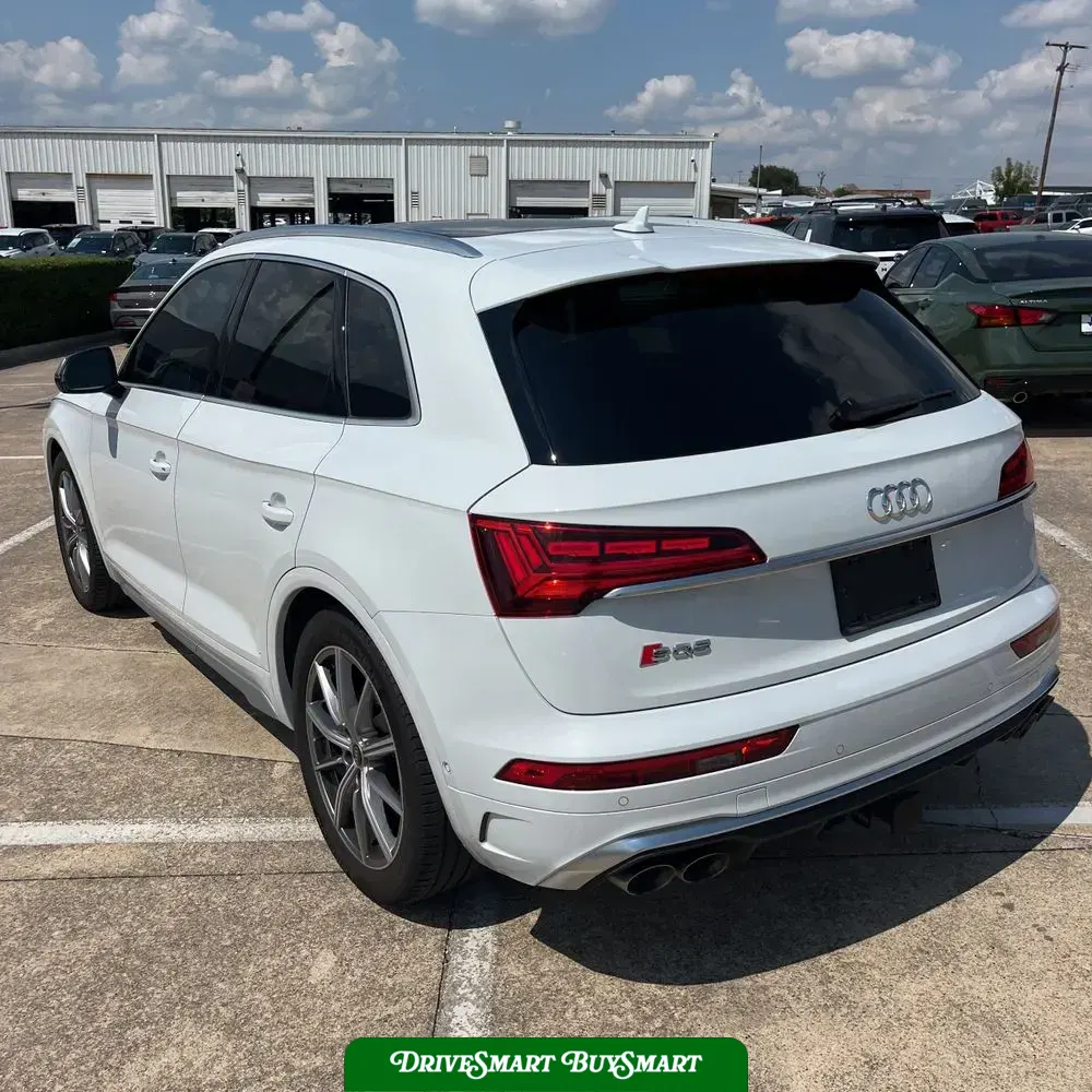 2024 Audi SQ5 Prestige