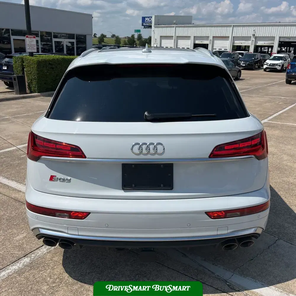 2024 Audi SQ5 Prestige