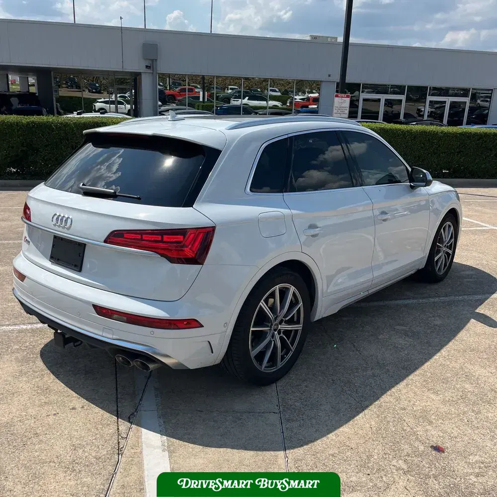 2024 Audi SQ5 Prestige