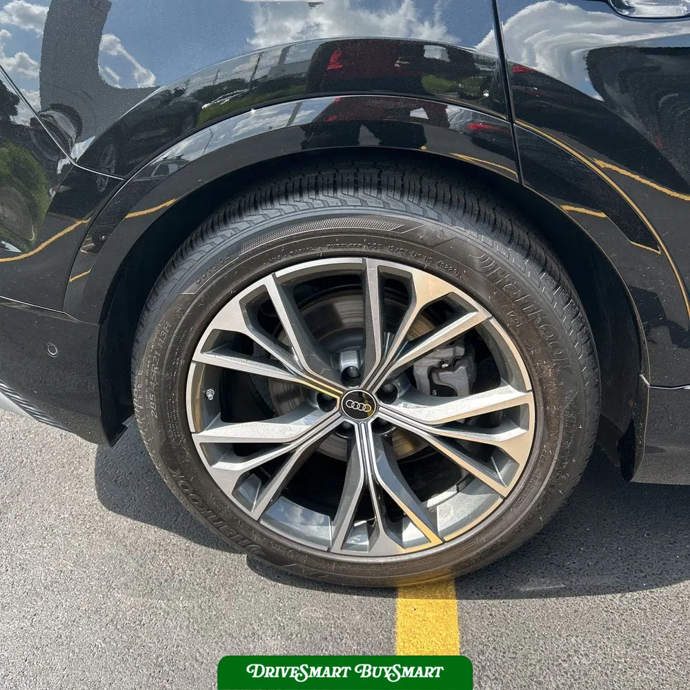 2024 Audi Q8 Prestige 55