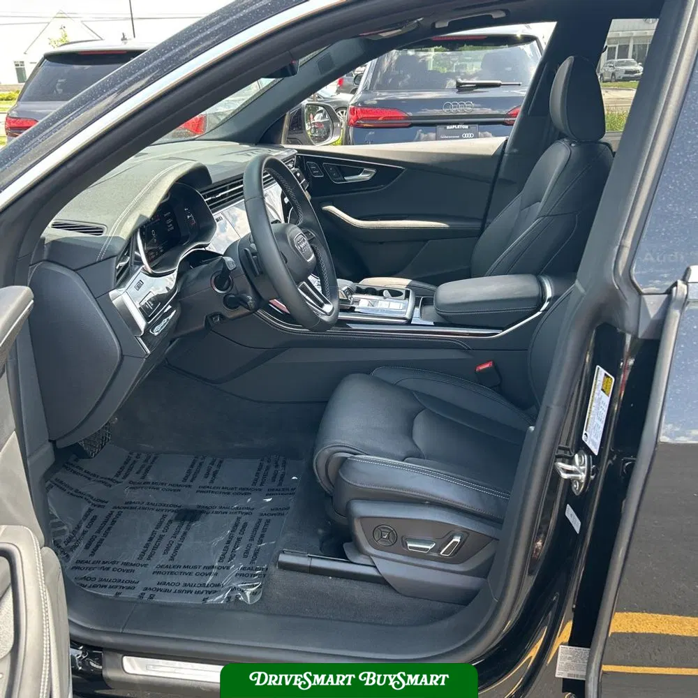 2024 Audi Q8 Prestige 55