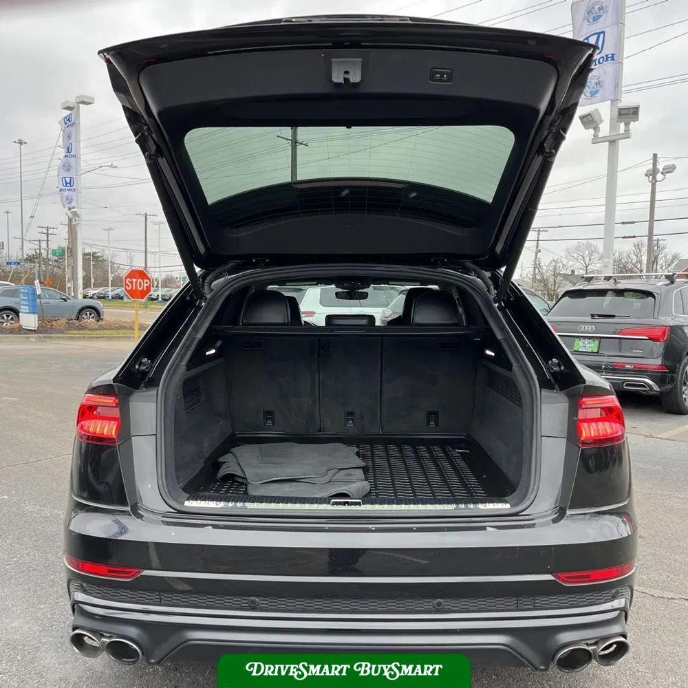 2023 Audi SQ8 Prestige
