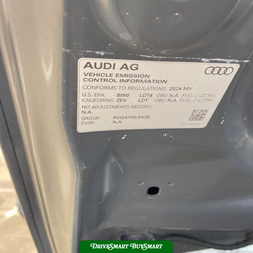 2024 Audi Q8 e-tron S-Line Pres